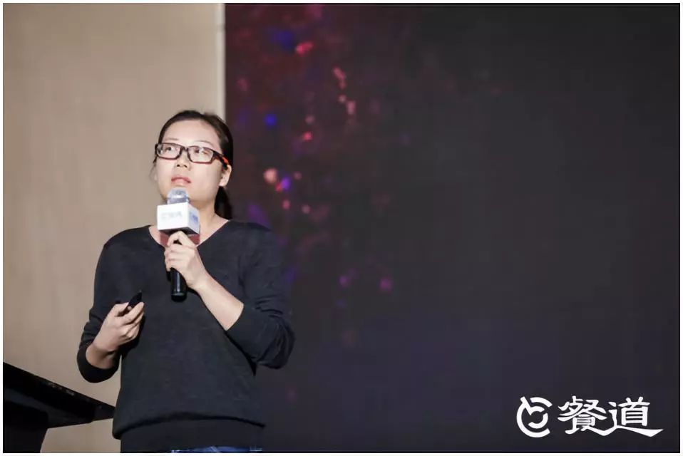 周黑鸭李莹：漫漫数字化探索之路，吾将上下而求索